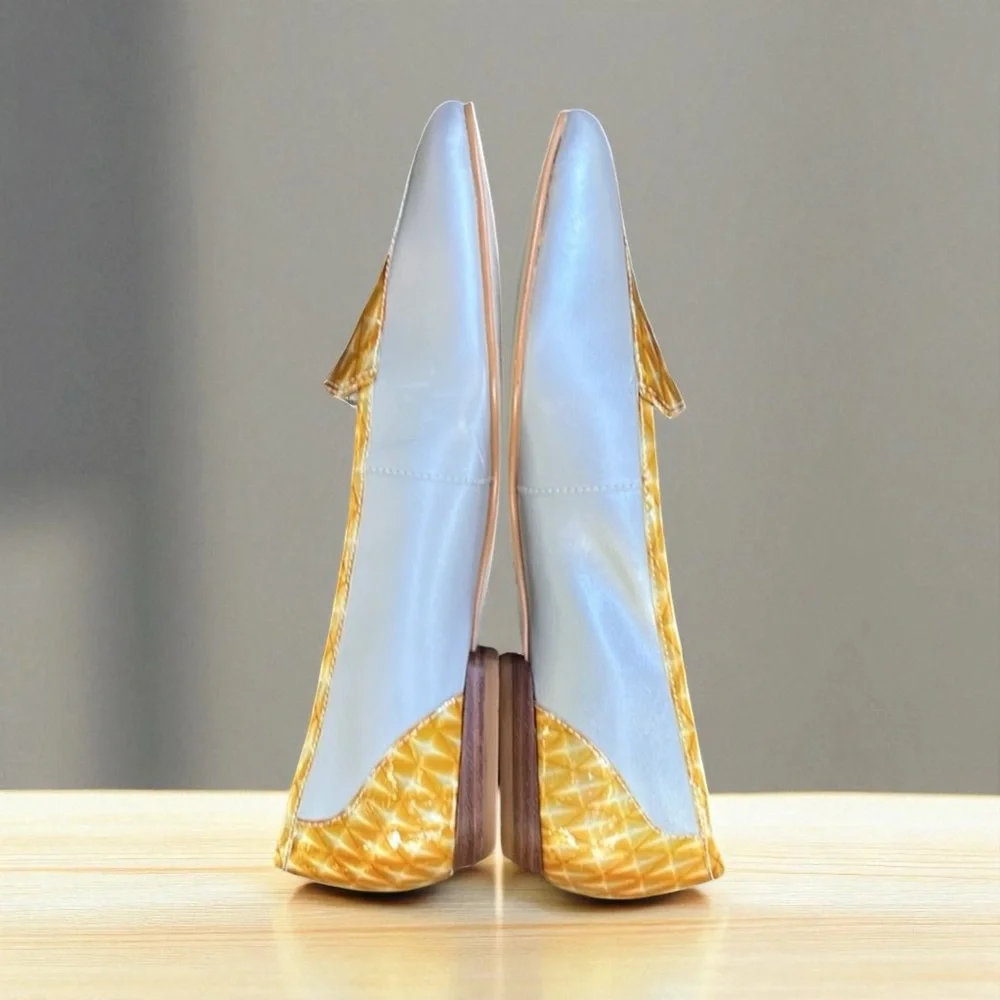 Antonio Melani “Empire” Leather Square Toe Flat in Silver Size 9 1/2